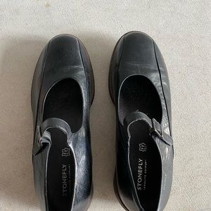 Like new Stonefly Mary Janes, 39